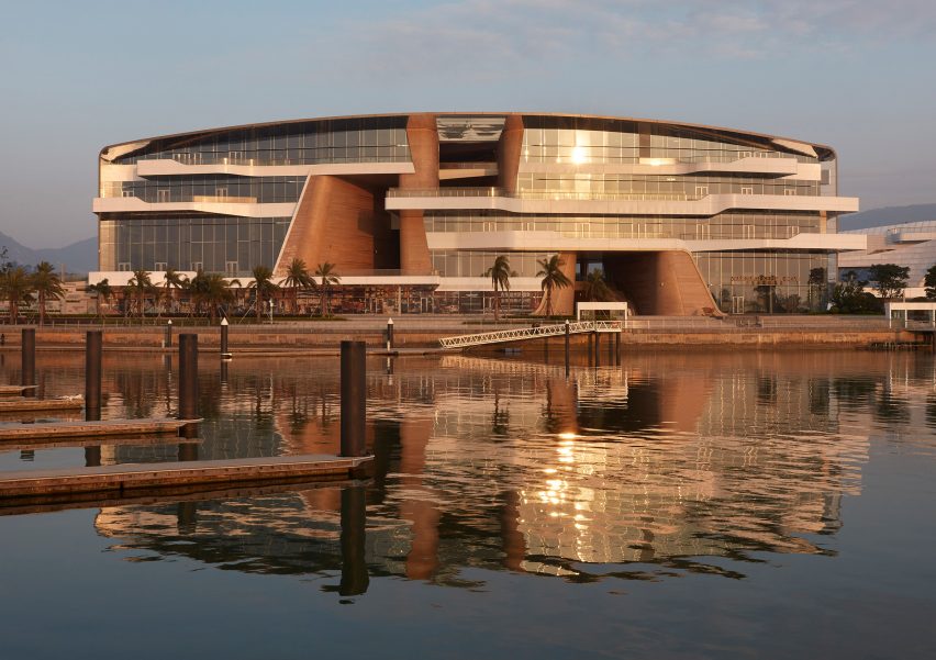 UNStudio reveals new riverside marina and clubhouse inspired by the shape of luxury yachts
