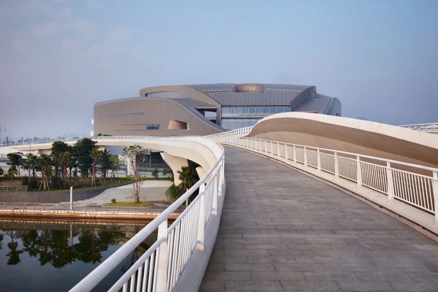 UNStudio reveals new riverside marina and clubhouse inspired by the shape of luxury yachts