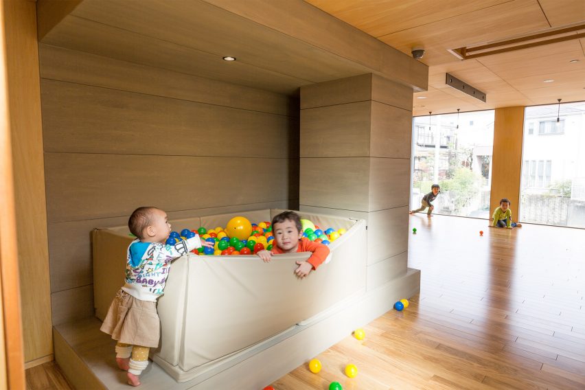 Kitos Hamura children centre by Hibinosekkei