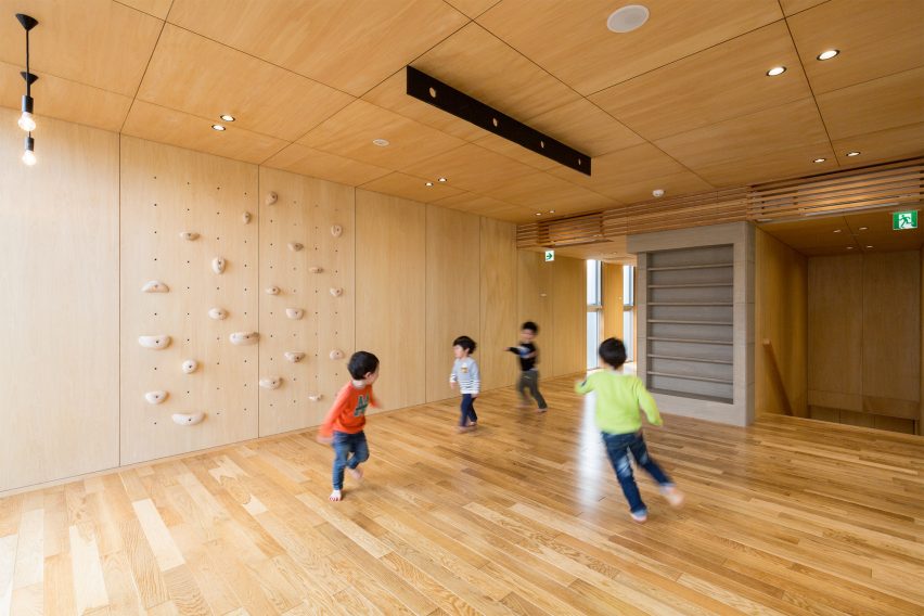 Kitos Hamura children centre by Hibinosekkei