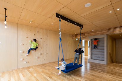 Kitos Hamura children centre by Hibinosekkei