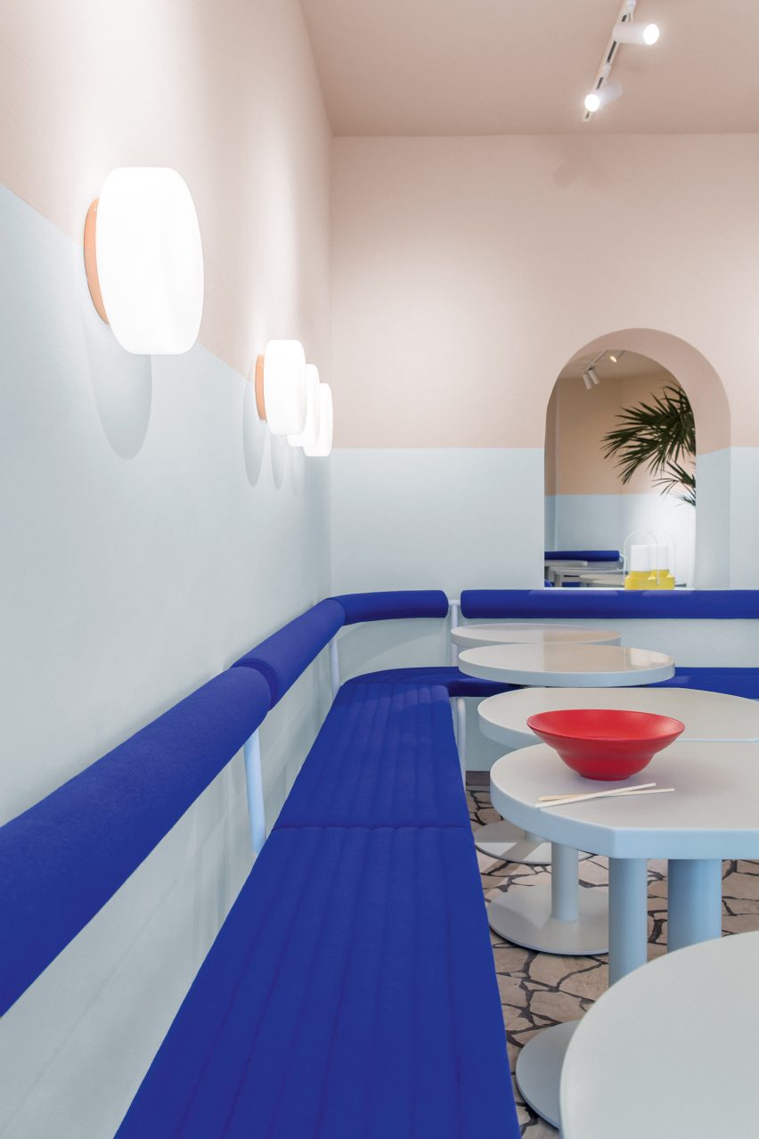 Ester Bruzkus Architekten designs Hockney-inspired restaurant in Berlin