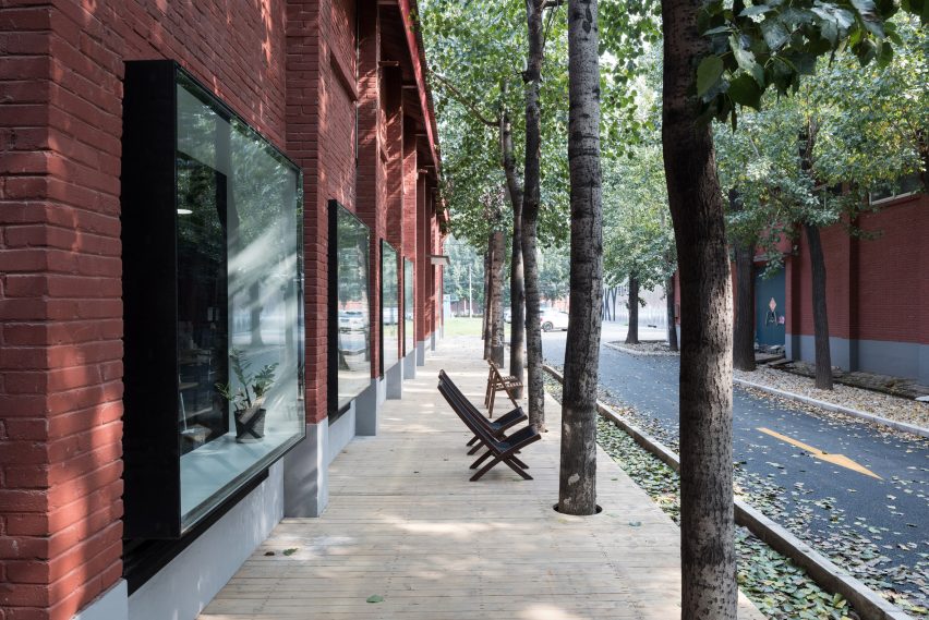 Lens Magazine offices by TAO