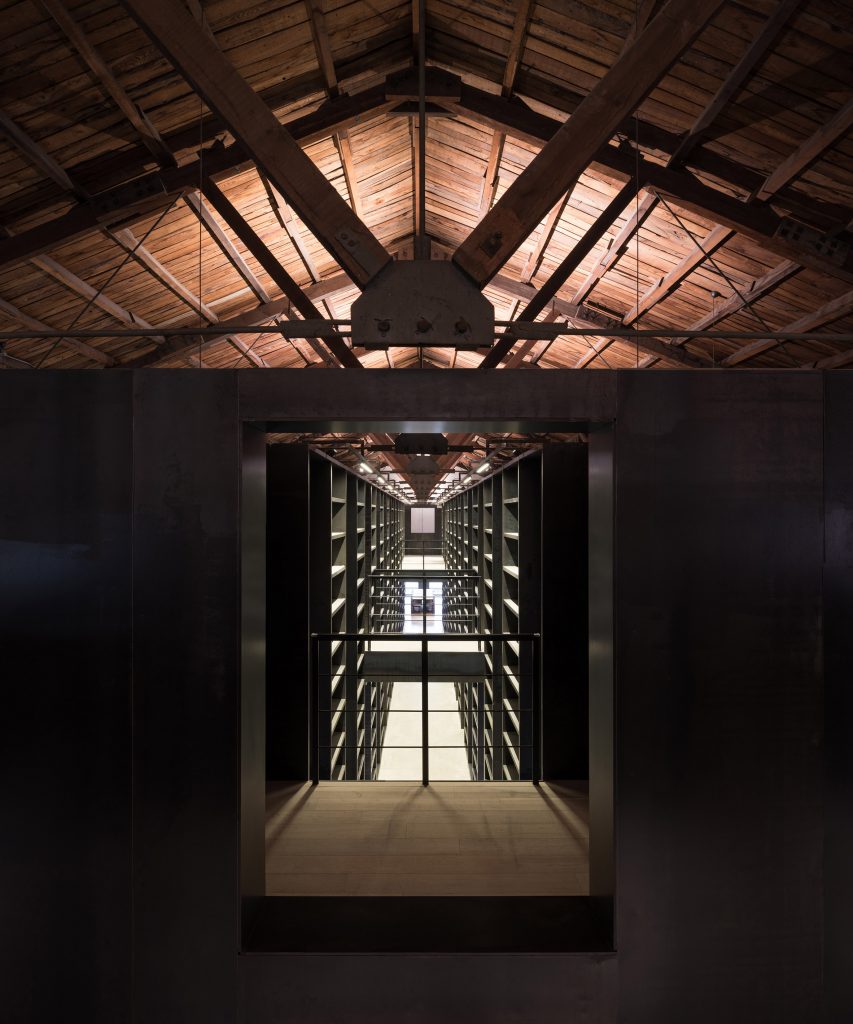 Lens Magazine offices by TAO