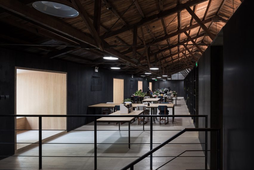 Lens Magazine offices by TAO