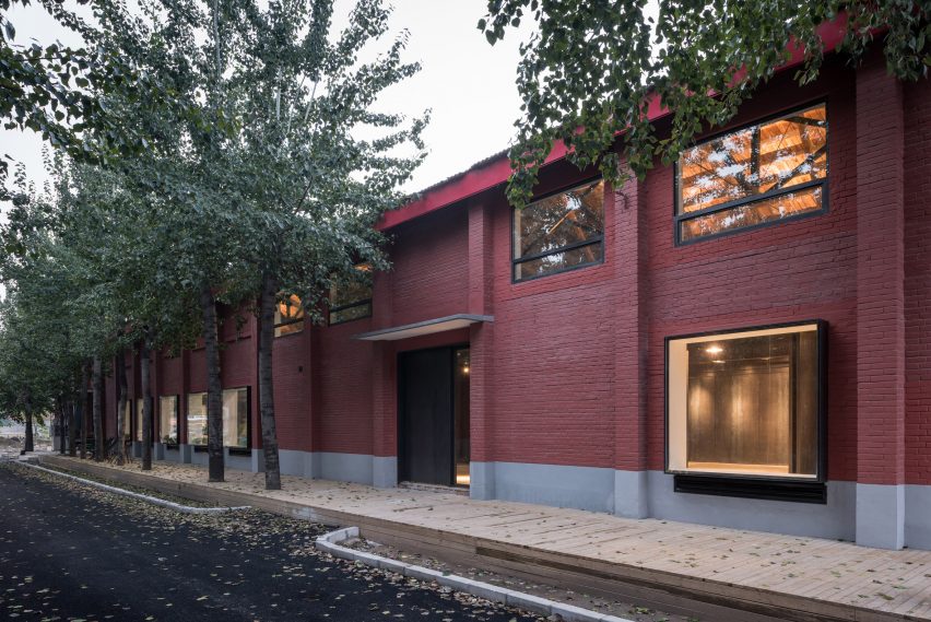 Lens Magazine offices by TAO