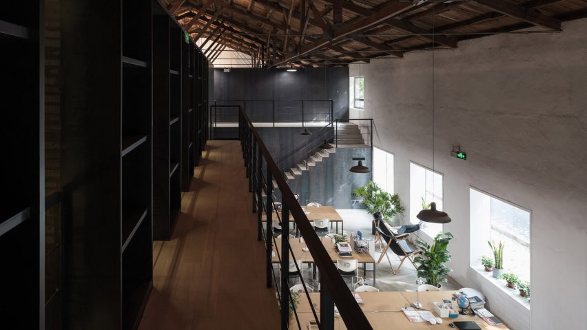 Lens Magazine offices by TAO