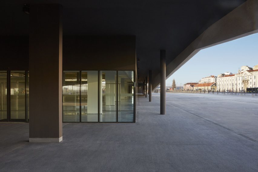 Lisbon Cruise Terminal by João Luís Carrilho da Graça