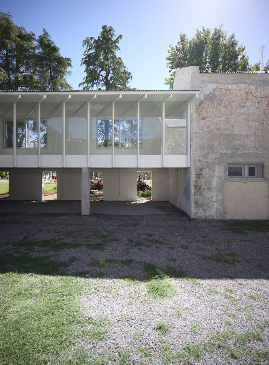Macchi House by Adamo Faiden
