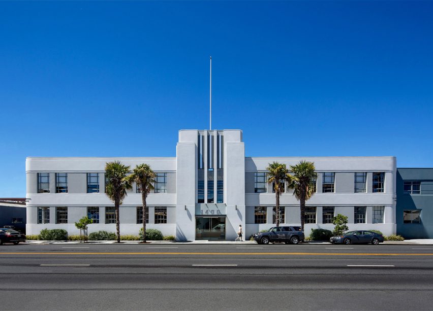 McClintock Building by Pfau Long