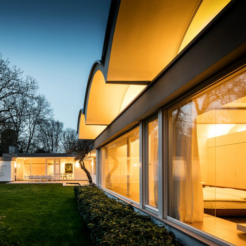 Mid-century bungalow