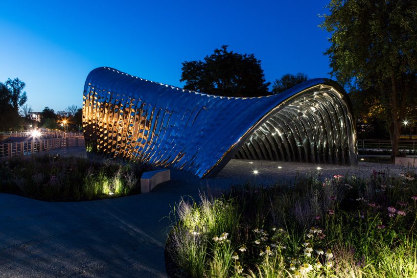 Daliowa pavilion by Oskar Zieta