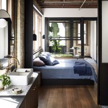 Paramount House Hotel by Breathe Architecture