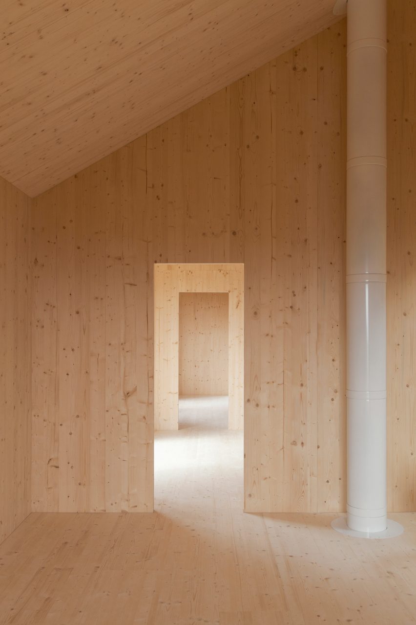 Atelier Ordinaire's house in Beaune is made almost entirely from wood