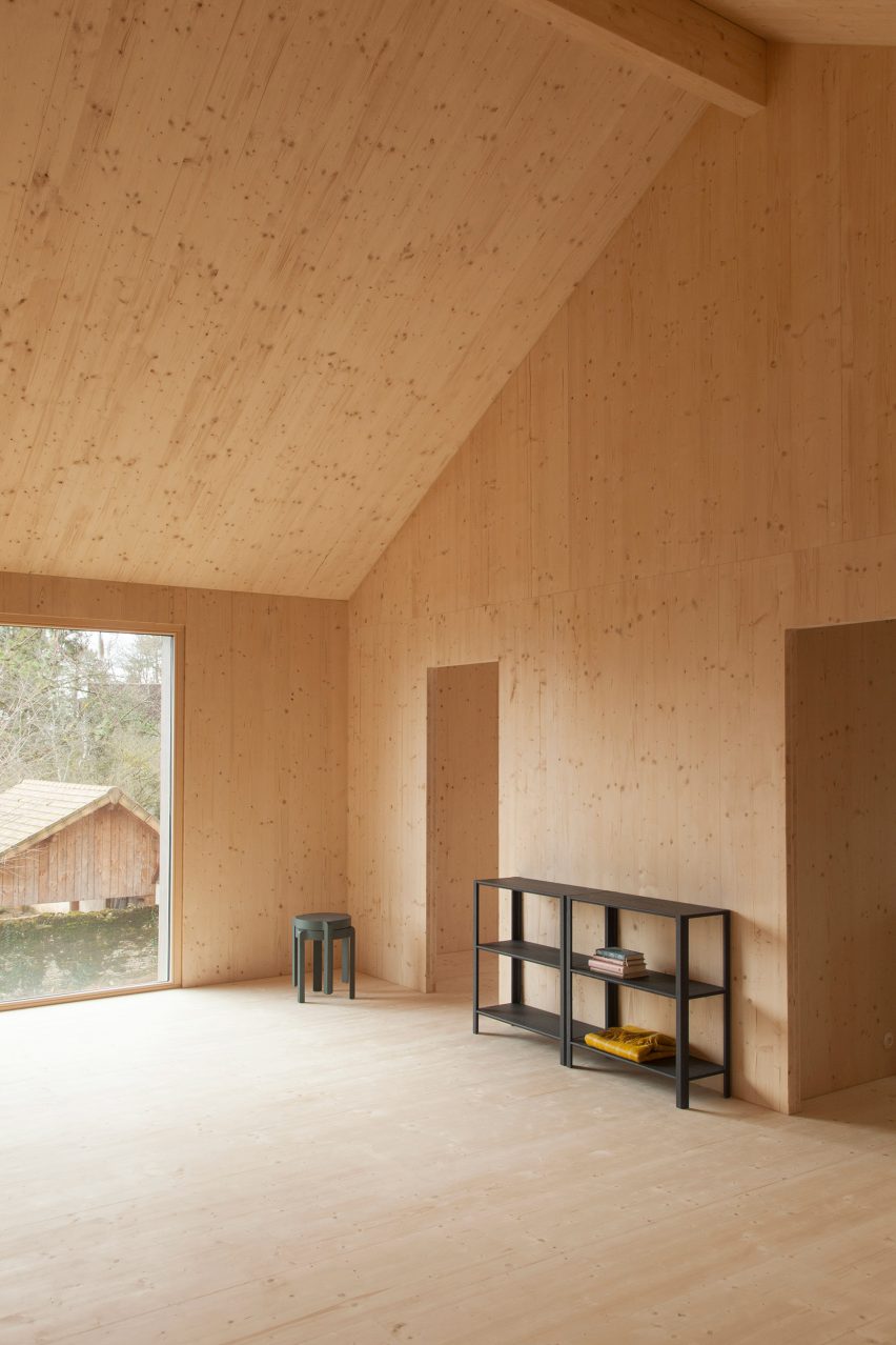 Atelier Ordinaire's house in Beaune is made almost entirely from wood