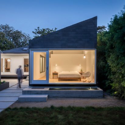 Rear Window House by Edward Ogosta Architecture