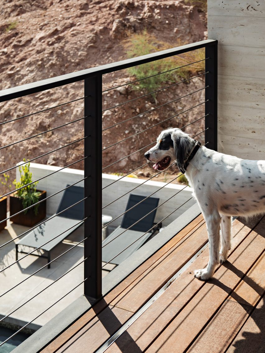 Red Rocks Residence by The Ranch Mine