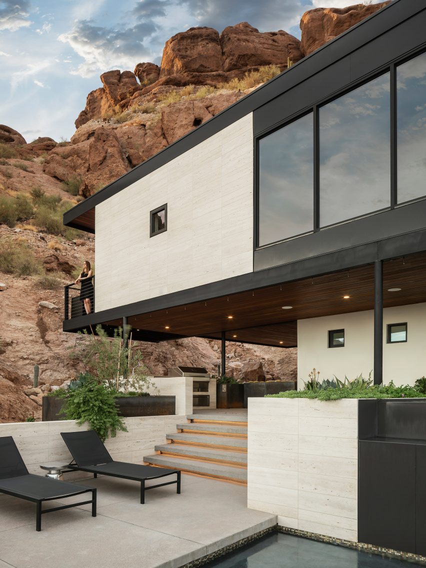 Red Rocks Residence by The Ranch Mine
