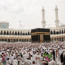 Hamza Oza debuts tracking device for pilgrims that operates without a mobile network