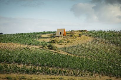 Sacramonte Chapel by MAPA