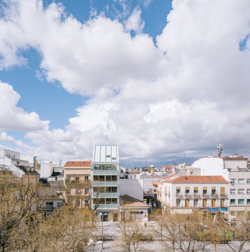 Save The Children by Elii Architects