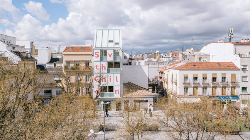 Save The Children by Elii Architects