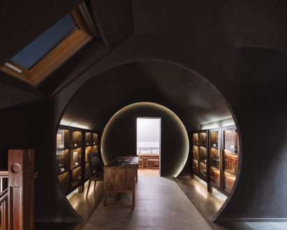 Shanghai Sanctum bookstore by Wutopia Lab