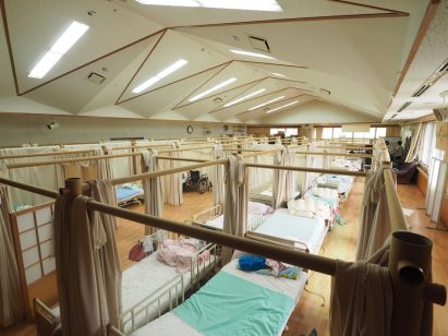 Shigeru Ban Japan disaster relief 2018