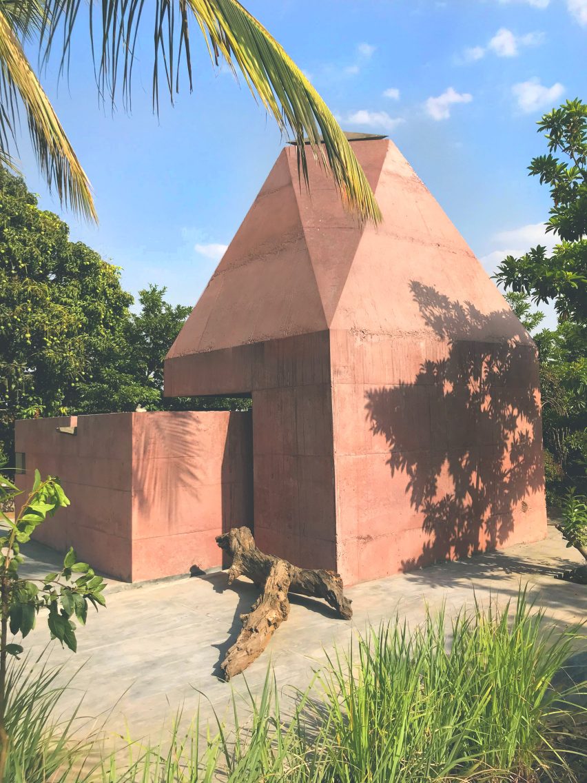 Shiva Temple by Karan Darda Architects
