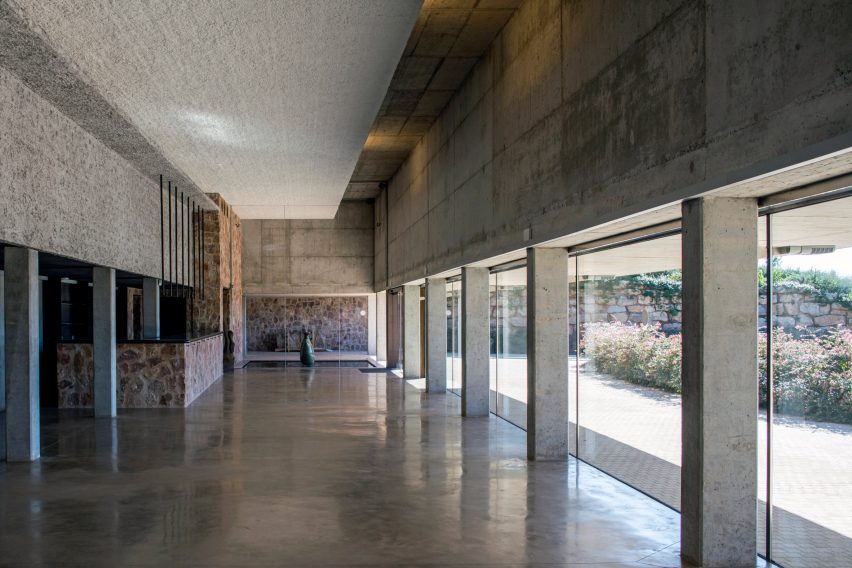 Sant Julià de Ramis fortress by Fuses Viader Arquitectes