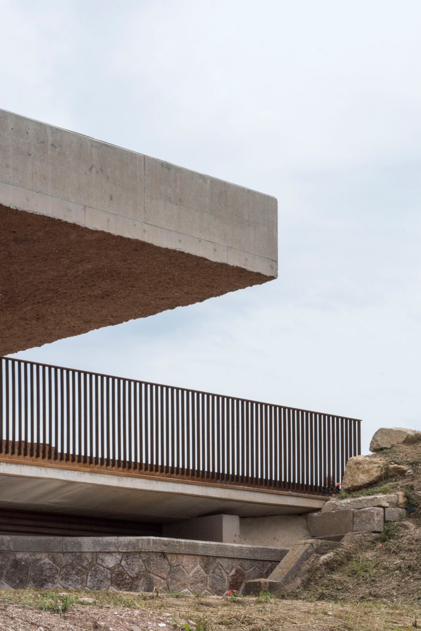 Sant Julià de Ramis fortress by Fuses Viader Arquitectes
