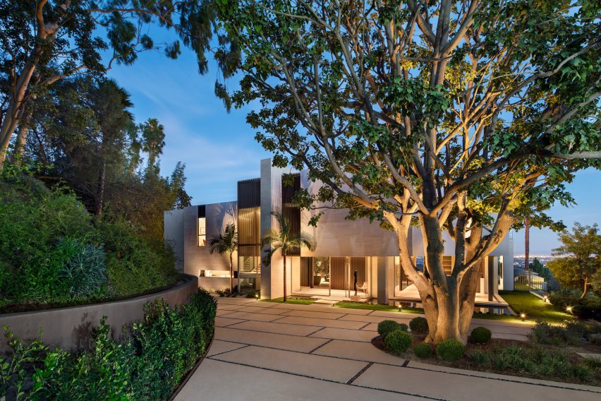 Stradella house by SAOTA