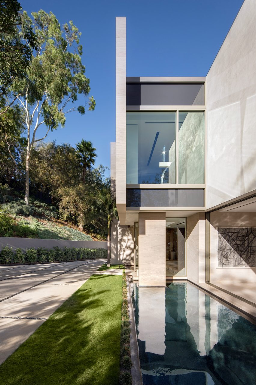 Stradella house by SAOTA