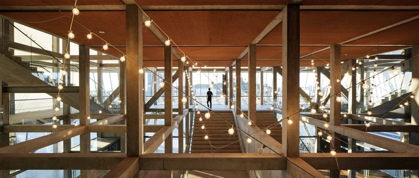 Teatro Biobio by Smiljan Radić