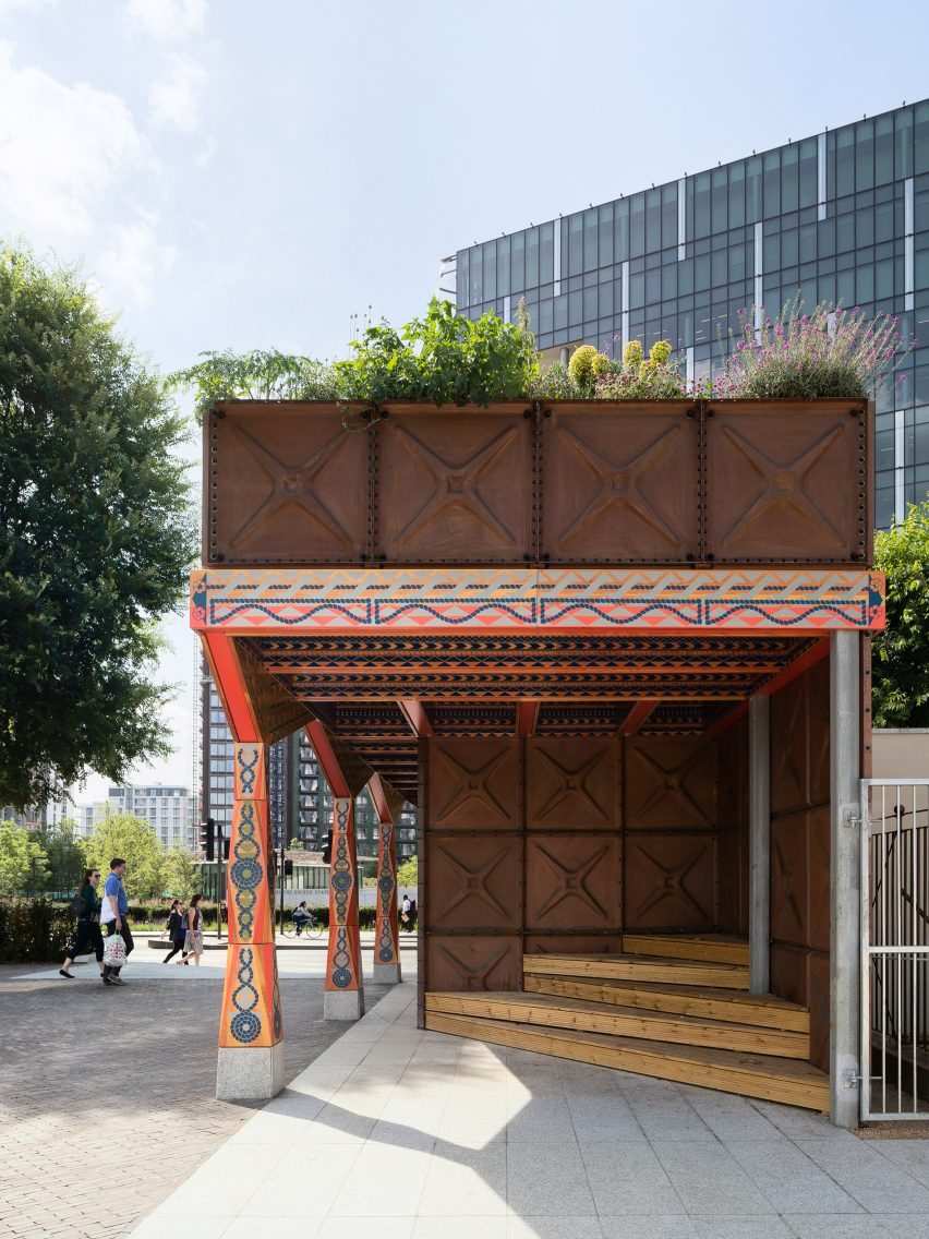 Thames Walk pavilion by Studio Weave