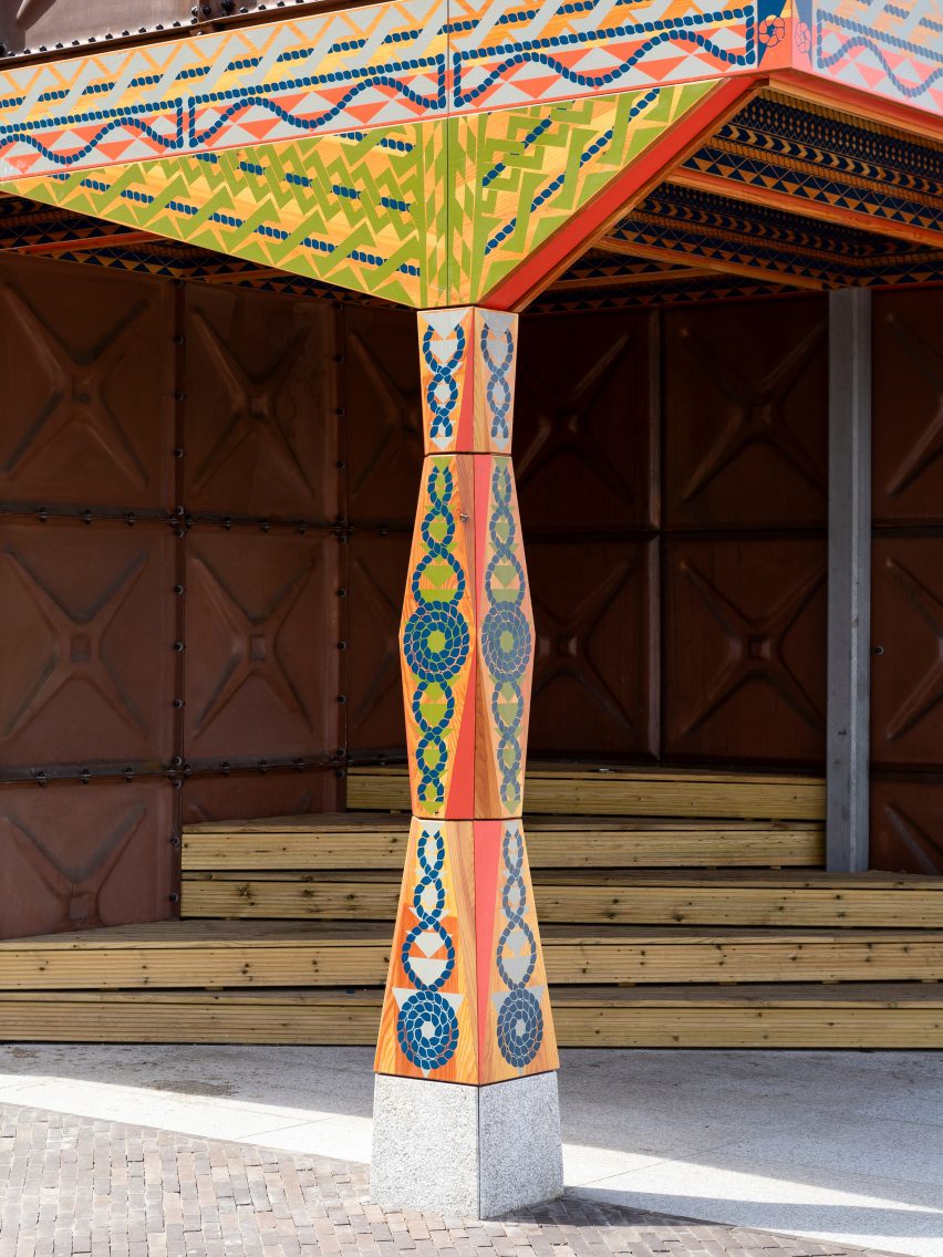 Thames Walk pavilion by Studio Weave