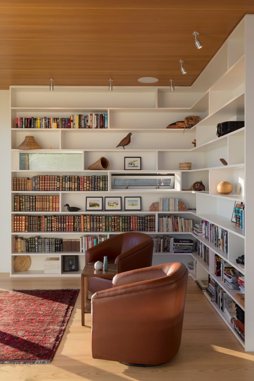 Bailer Hill house by Prentiss Balance Wickline Architects