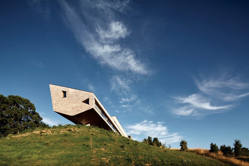 Tierra Chiloe by Mobil Arquitectos