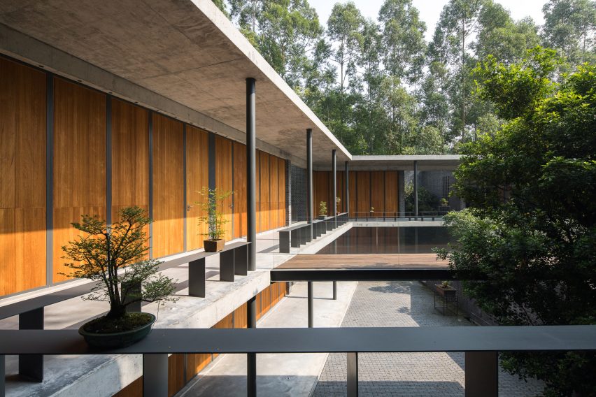 Veranda Courthouse by O-office Architects