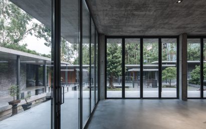 Veranda Courthouse by O-office Architects