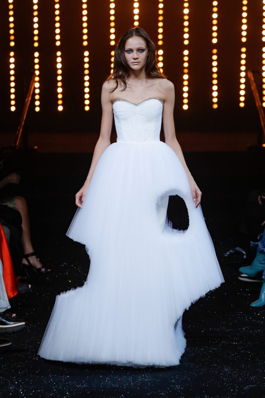 Viktor & Rolf mark 25th anniversary with all-white Immaculate couture collection