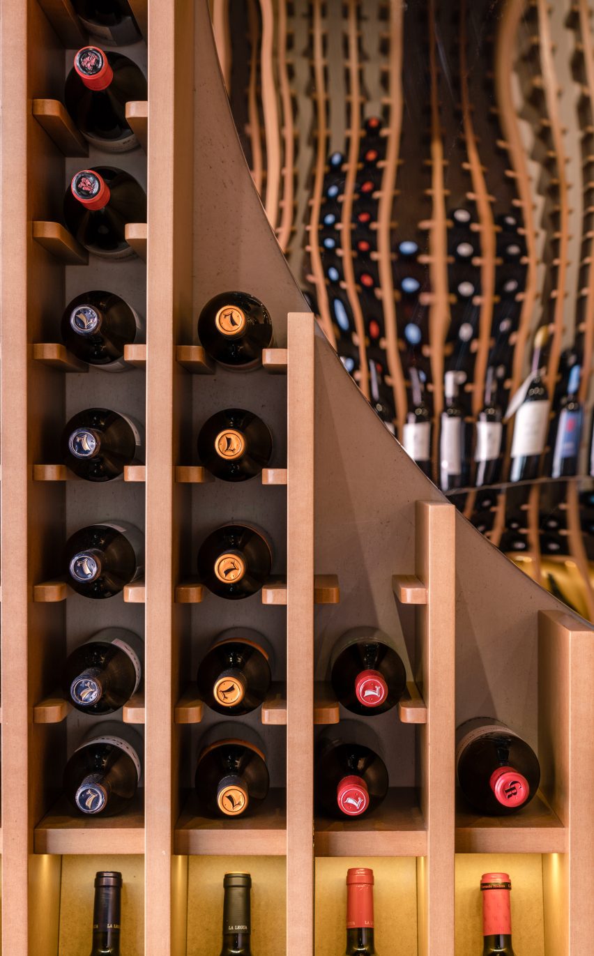 Zooco Estudio create cave-like wine shop in Spain