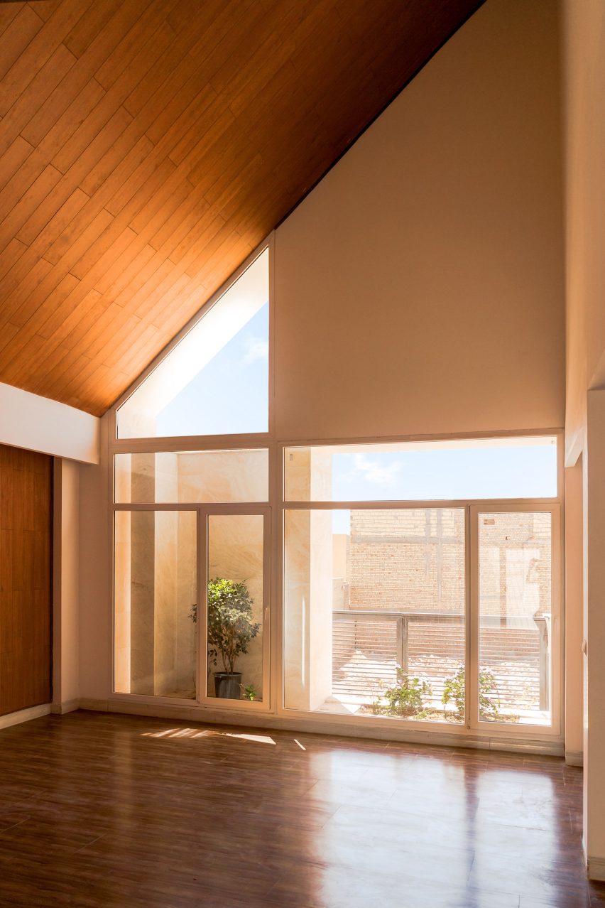 Yazd Urban Villa by Amir Shahrad