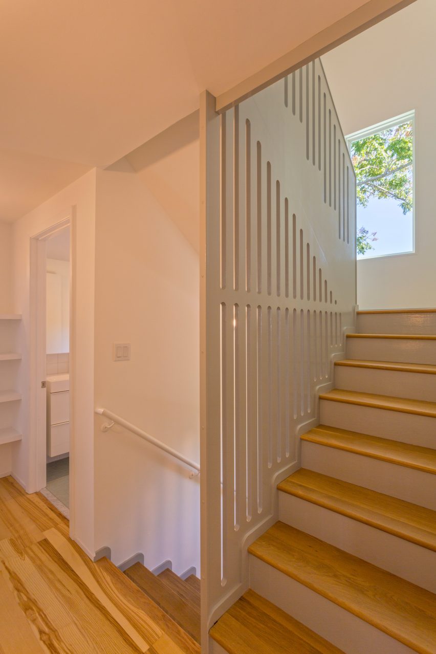 4514 Saratoga by Office of Jonathan Tate