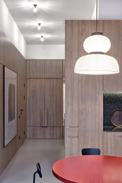 99 square-metre apartment by Lera Brumina