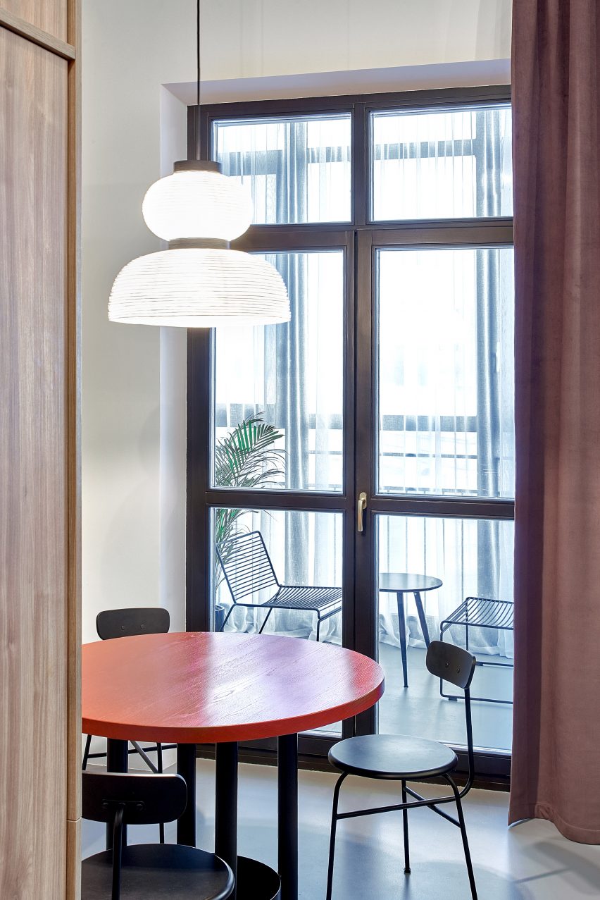 99 square-metre apartment by Lera Brumina