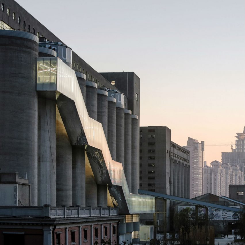 Renovation of 80,000 ton silos