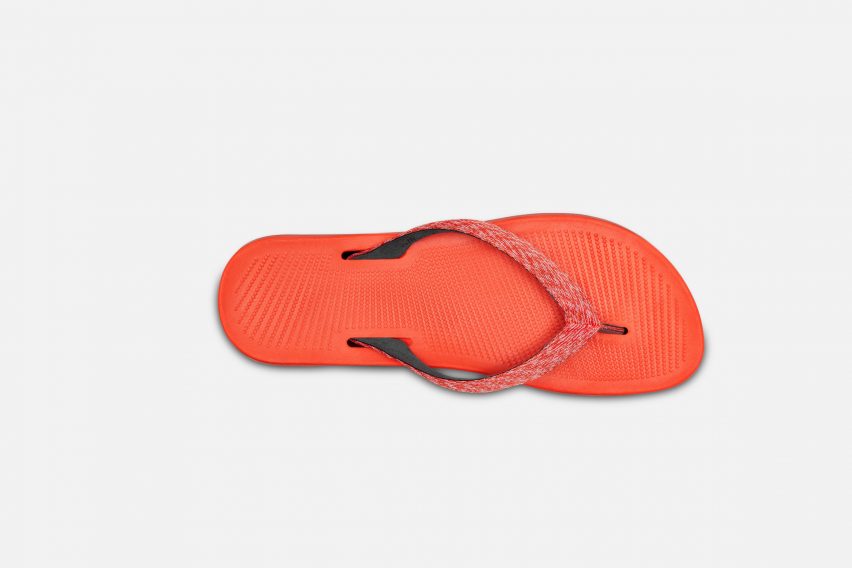 Flip flops with sugar cane soles from eco shoe brand Allbirds