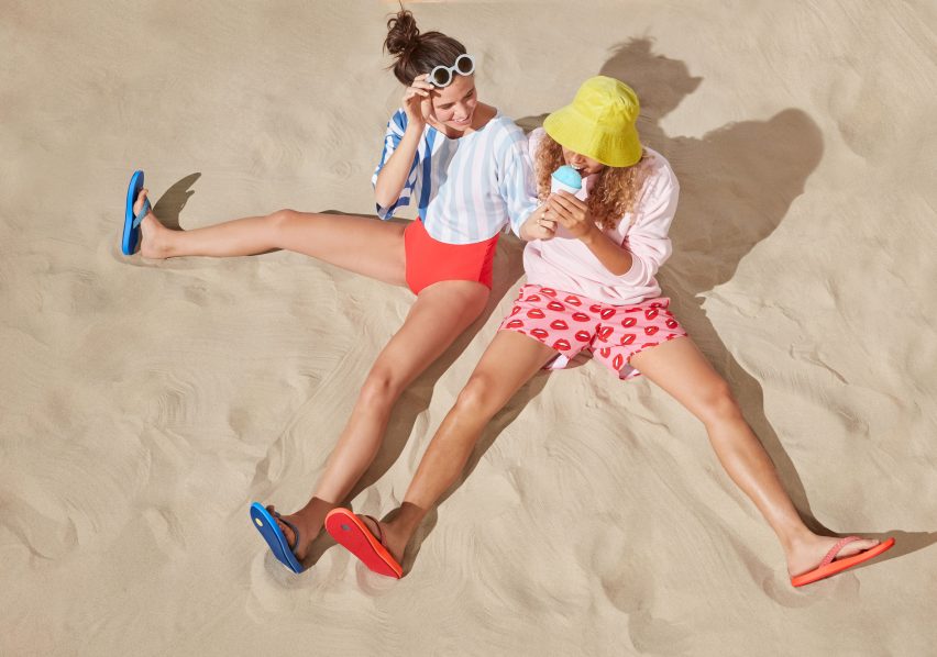 Flip flops with sugar cane soles from eco shoe brand Allbirds