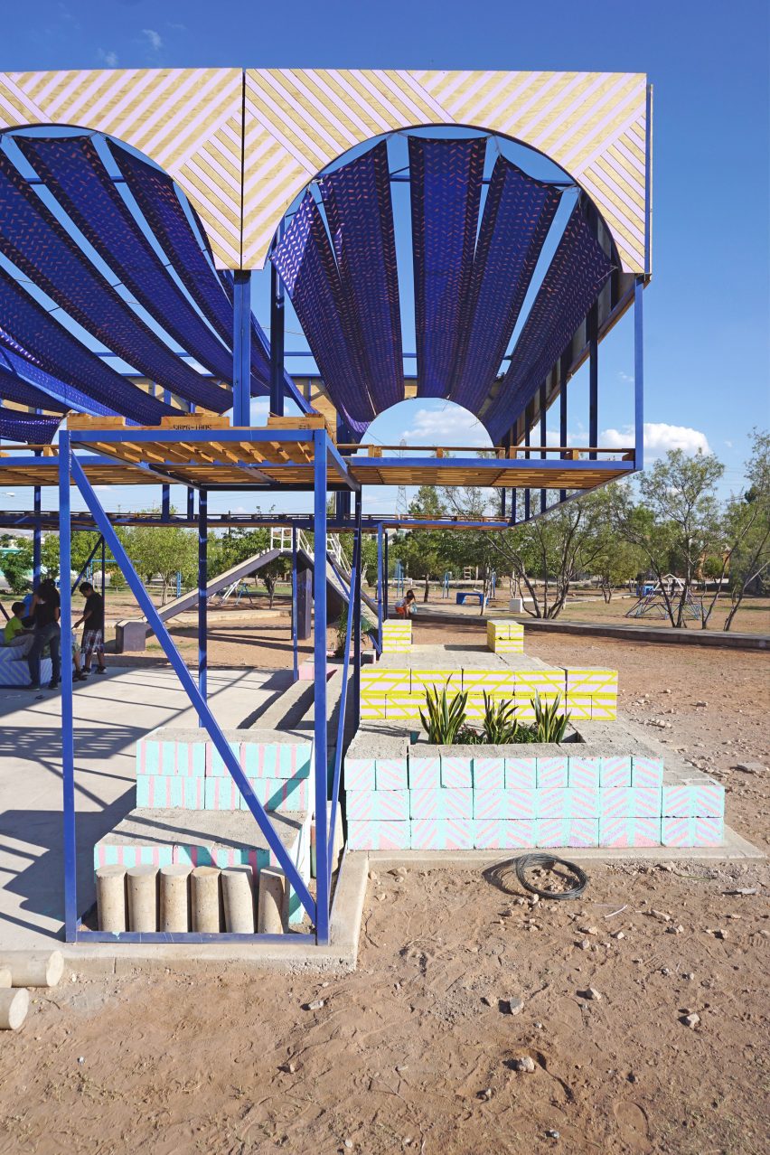 Arachi Taller del Desierto by Enorme Studio & ISAD